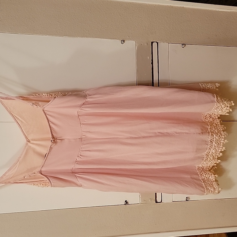 Sundress - Picture 4 of 8